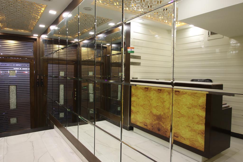 Hotel Hill Palace -Near Karol Bagh Metro Station Delhi  Exterior foto
